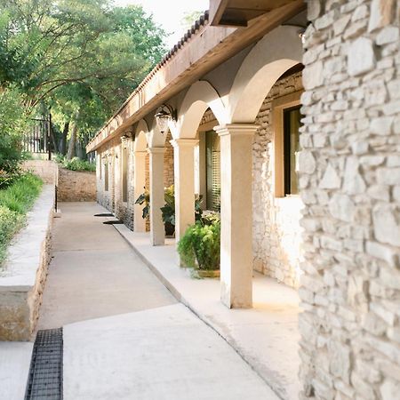 Messina Inn ウィンバリー エクステリア 写真